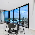 Ocean View Sub Penthouses - Circle On Cavill - Self Contained & Privately Managed