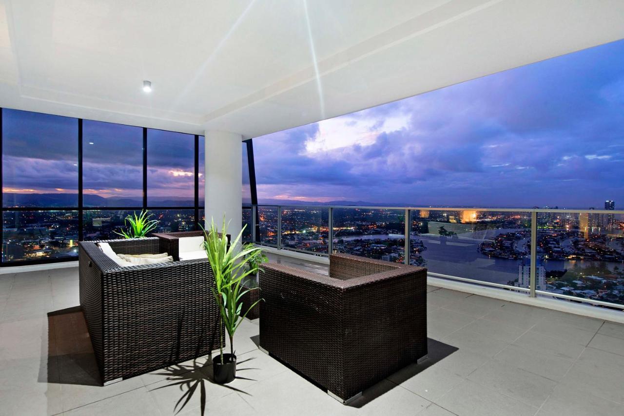 Apartment Ocean View Sub Penthouses - Circle On Cavill - Self Contained & Privately Managed Gold Coast