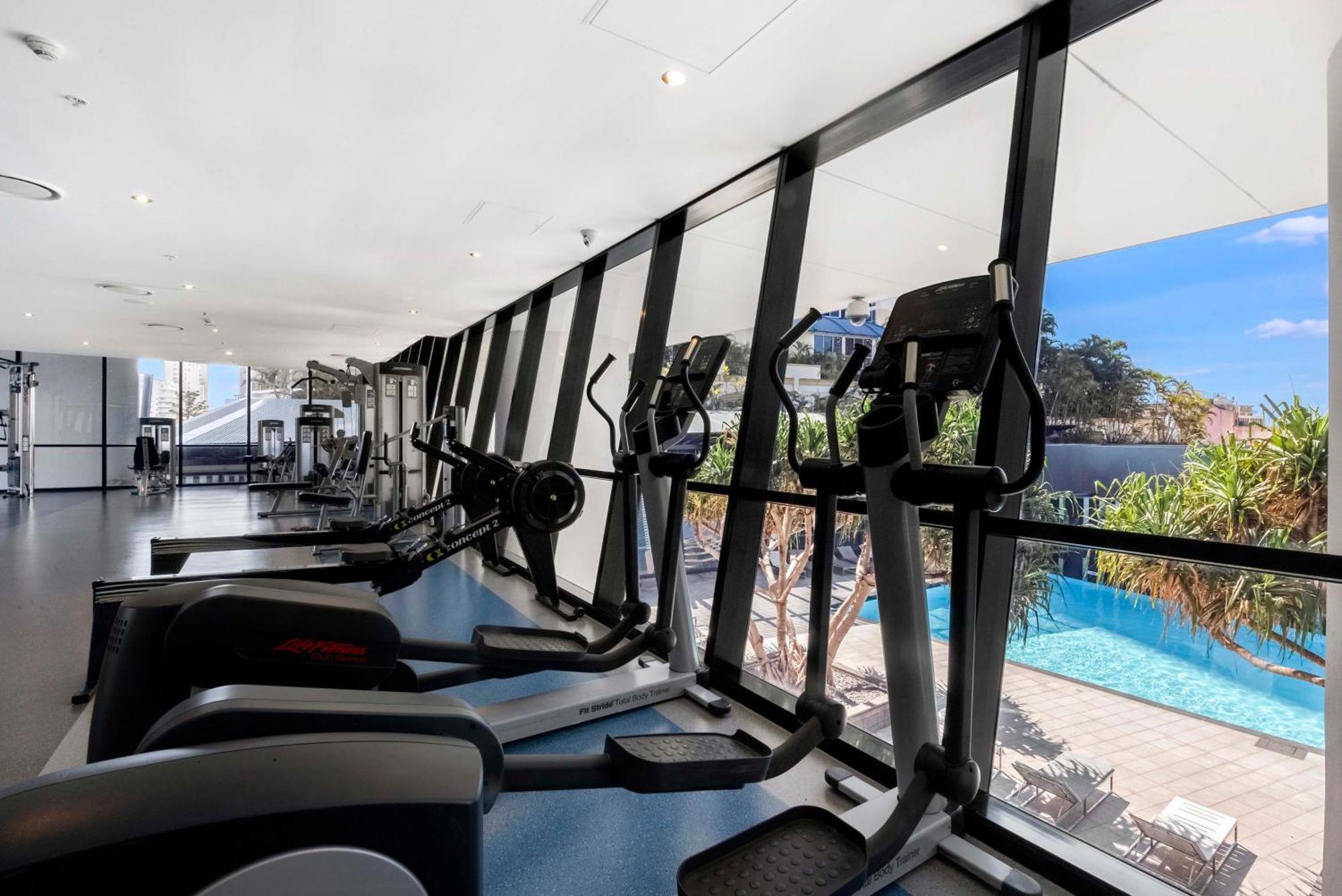Ocean View Sub Penthouses - Circle On Cavill - Self Contained & Privately Managed Gold Coast